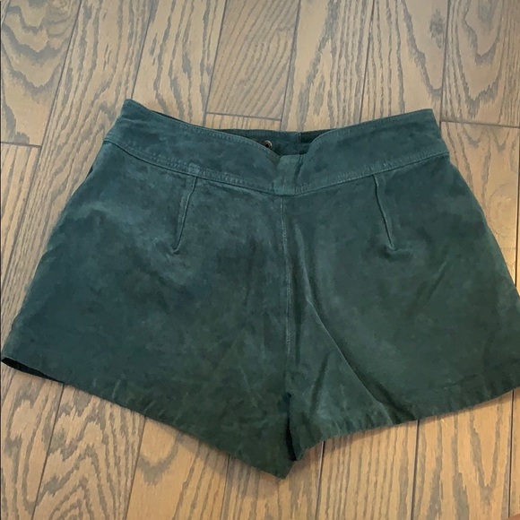 Fits size S - Picture 2 of 2